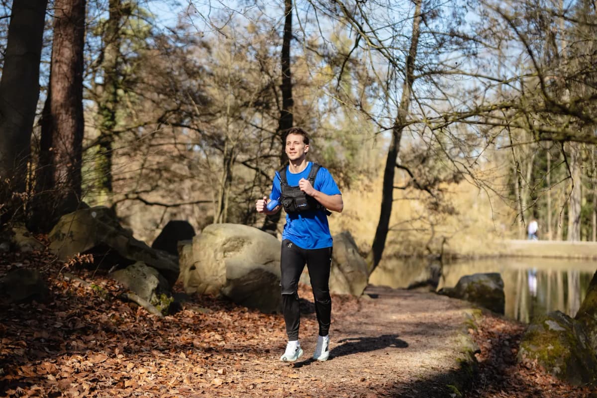 Hydrun Laufweste beim Outdoor-Sport – Trinkweste Laufen